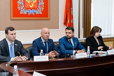 Запустить проект «Я патриот» и провести турнир по мини-футболу